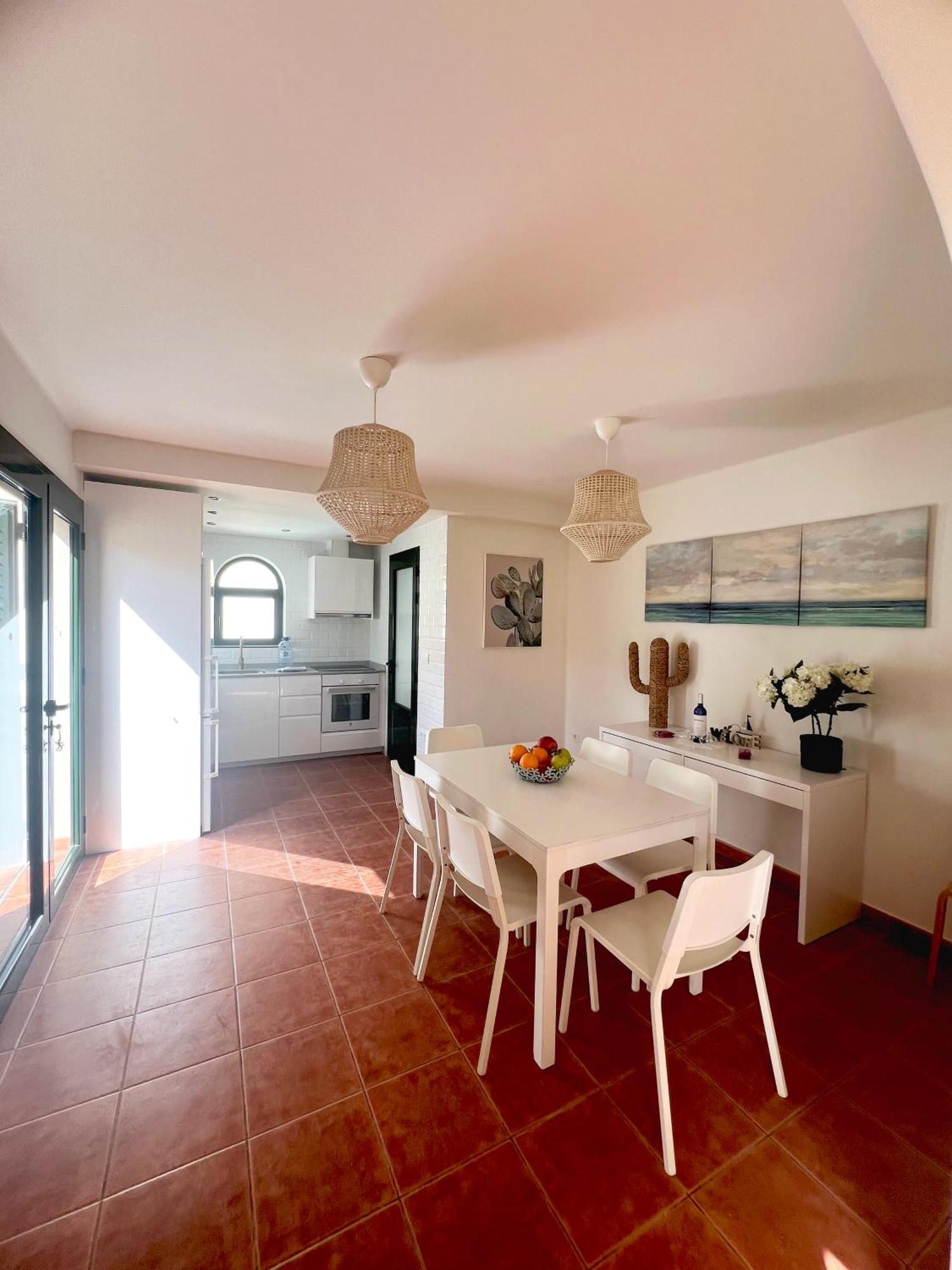 Olympia House Lovely, Close To Town And Beaches With Private Pool & Fast Wifi คอร์ราเลโฮ ภายนอก รูปภาพ