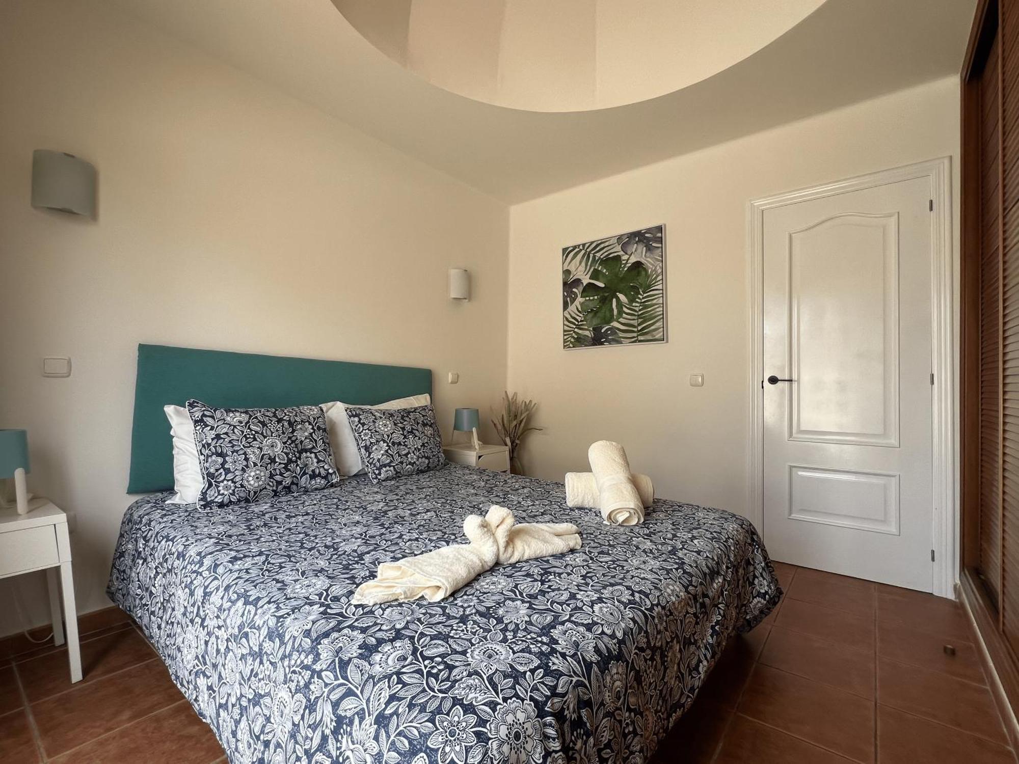 Olympia House Lovely, Close To Town And Beaches With Private Pool & Fast Wifi คอร์ราเลโฮ ภายนอก รูปภาพ