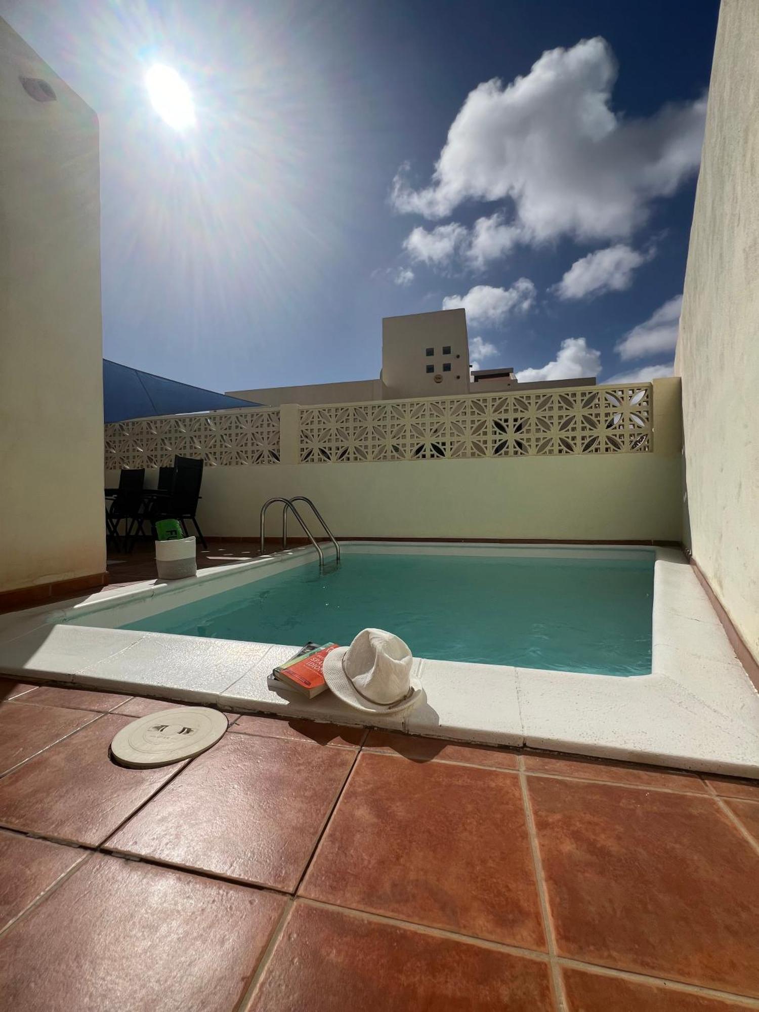 Olympia House Lovely, Close To Town And Beaches With Private Pool & Fast Wifi คอร์ราเลโฮ ภายนอก รูปภาพ